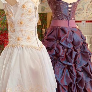 Conjunto Roxo “Saia” e “Blusa”